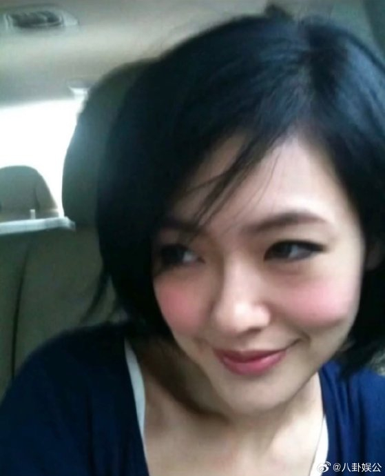 就知道那些男明星都爱说她以前牙丑,但是现在再翻看小s早期照好有灵气