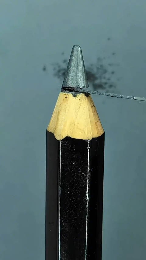 好神奇的笔雕这也太厉害了吧