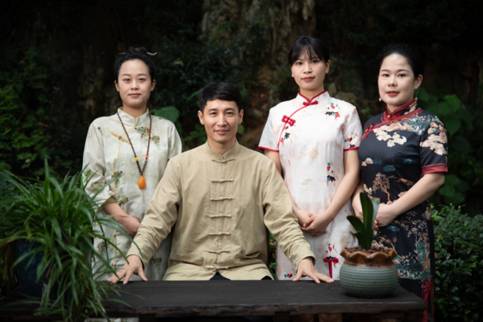 时贞老师:以国学瑰宝塑造有高远志向的时代新人|国学|老师|瑰宝_新浪