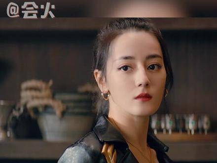今天也是被迪丽热巴美貌征服的一天!_手机新浪网