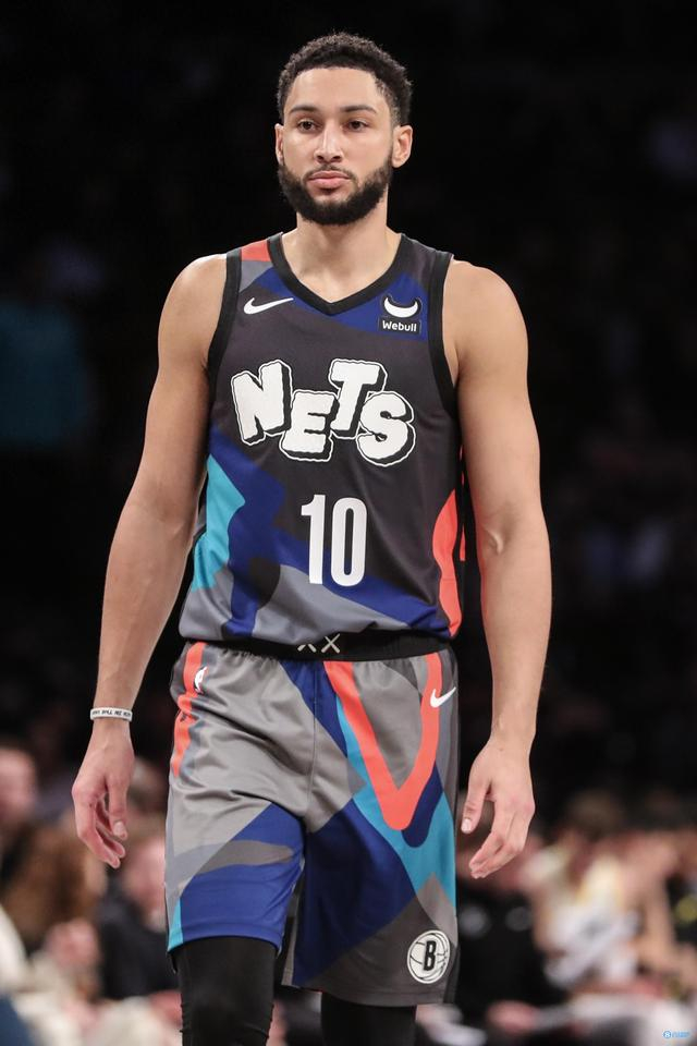 本-西蒙斯14分钟贡献4分6板3助 正负值 4|本·西蒙斯|篮网|灰熊_新浪