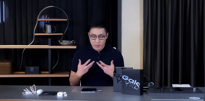 铅笔道作者丨直八