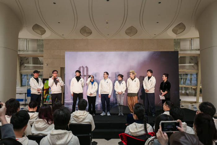 徐俊和主创团队