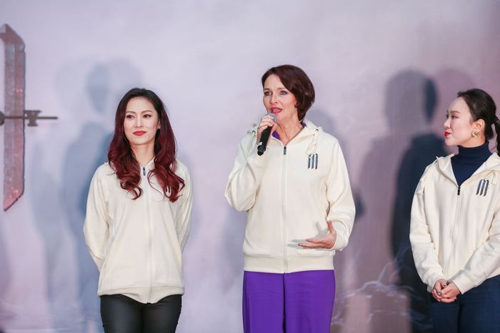 徐丽东、玛雅·哈克福特、苗梦初 饰 麦克白夫人