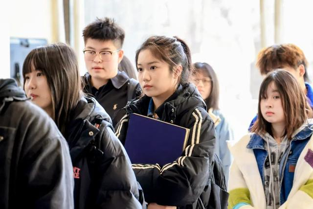多图直击中国传媒大学艺考三试顺利进行处处青春与活力