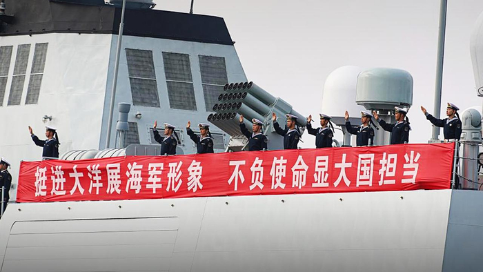 解缆起航中国海军第46批护航编队奔赴亚丁湾