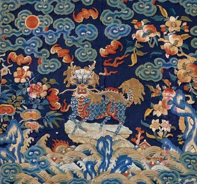 麒麟和白泽都为传说中的瑞兽,这类补子主要是为了显示权贵们高人一等