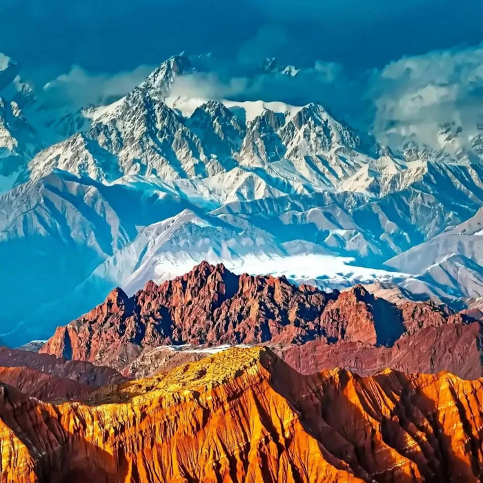 摄影家眼中的阿克苏托木尔峰的冰雪画境