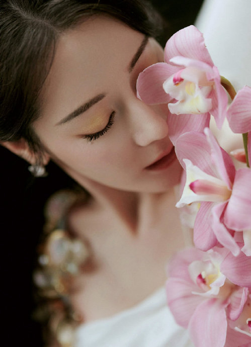 迪丽|巴新|高定_新浪新闻