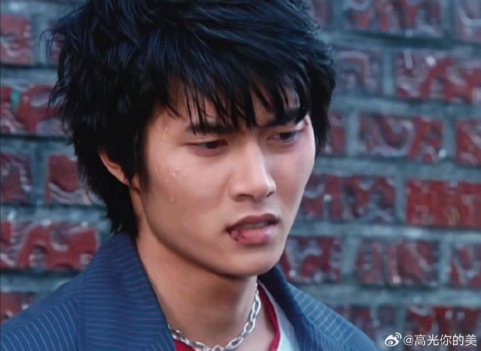 好爱在熙剧里的李梦龙的服化造型,真的每个时期的