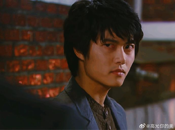 好爱在熙剧里的李梦龙的服化造型,真的每个时期的