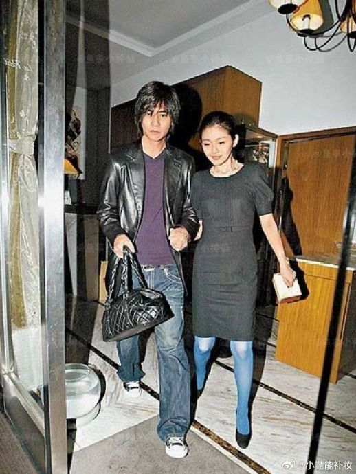 20年前的顶流恋爱是可以牵手逛街的 大s 仔仔……|顶流|周渝民|徐熙媛