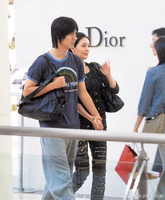 20年前的顶流恋爱是可以牵手逛街的 大s 仔仔……|顶流|周渝民|徐熙媛