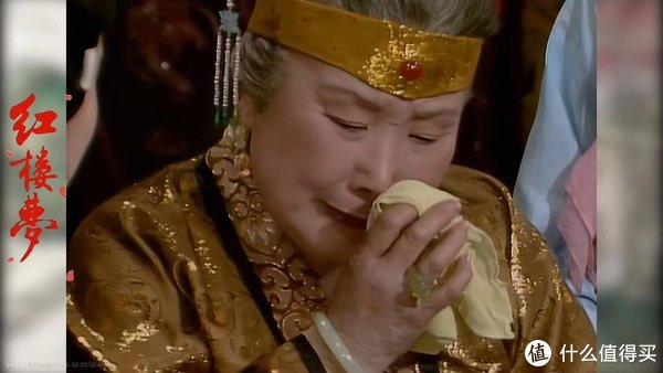 红楼梦第72回中,贾府要过中秋节,但王熙凤和贾琏手上没钱,他们就偷拿