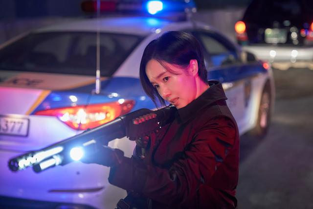 《dp:逃兵追缉令》男星具教焕,《恶霸警察》全素妮等主演.