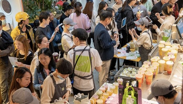 春节期间奈雪的茶门店（图片来源：奈雪的茶）