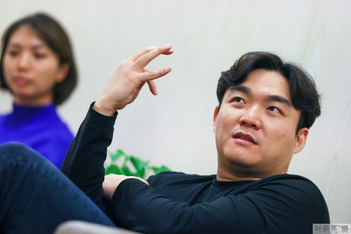 若作曲家是编程者指挥就是解码器