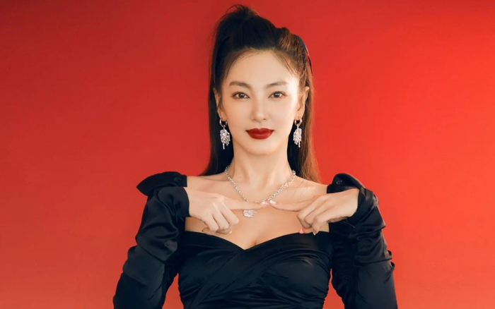 张雨绮:还没找到排队的人,下一个四年应该会出现了吧|张雨绮|排队