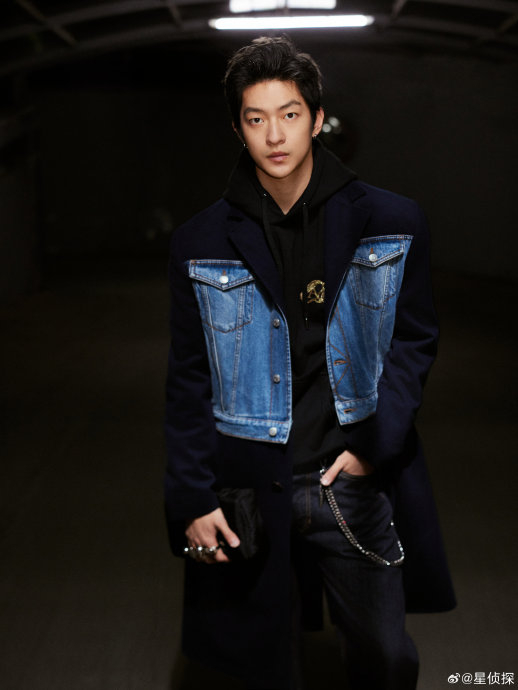 这一次屈楚萧的造型真的很难不爱……|屈楚萧|造型|大衣_新浪新闻