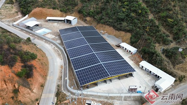 云南省首家自投自建10千伏屋顶分布式光伏项目并网发电