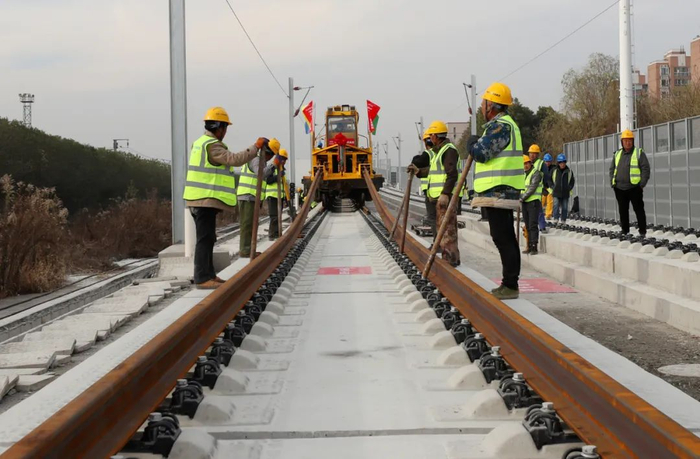 长钢轨敷设作业