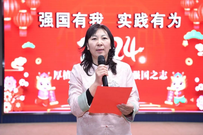 济南市|学期|校长_新浪新闻