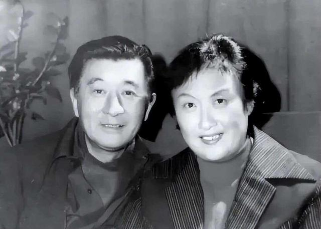 甜姐儿|黄宗英|赵丹_新浪新闻