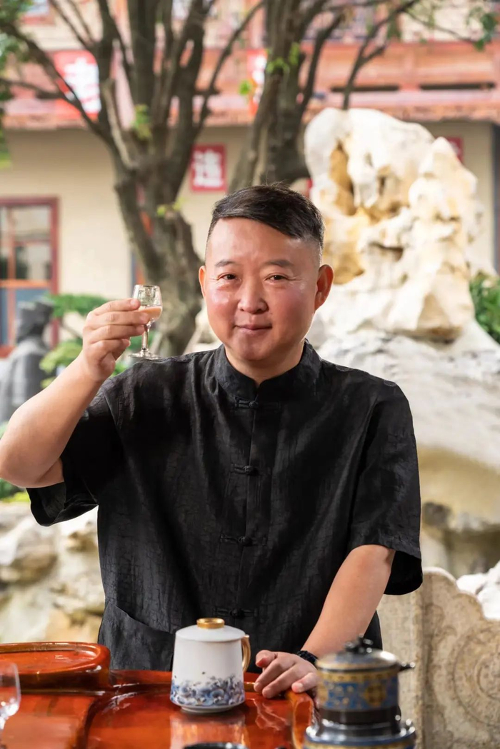 汉王酒业董事长 欧杰