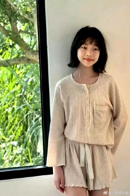 三个女儿每个都出挑 小s真会养孩子!|乖乖女|大s|小女儿_新浪新闻