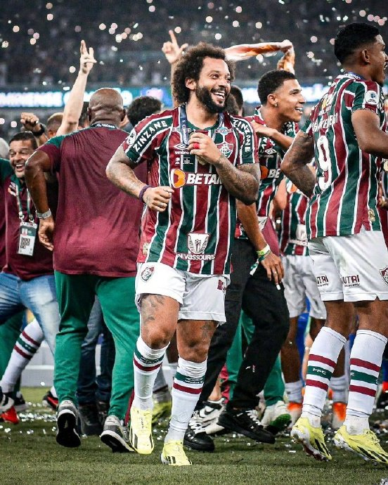 今天上午进行的南美优胜者杯决赛次回合比赛中