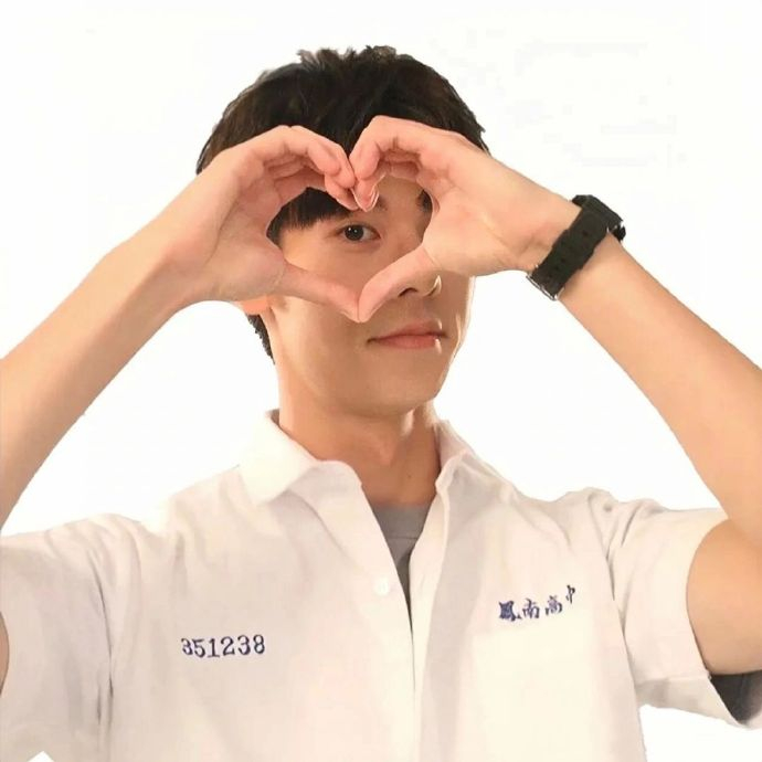 许光汉身上感觉有用不完的少年感……|许光汉_新浪新闻