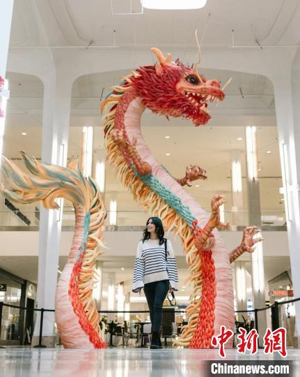东方神龙越洋出海浙江艺术家在美纸塑中国龙