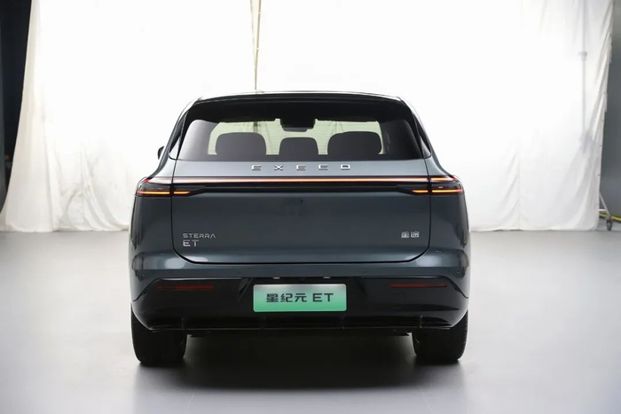 轴距超问界m7充电10分钟补能400公里国产车豪华不输bba