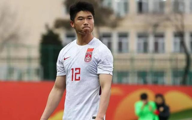 张一轩|国安|新星_新浪新闻