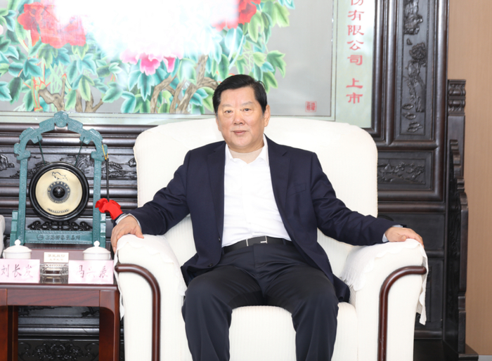 市人民政府签署战略合作协议|战略合作协议|白银市|刘长发_新浪新闻