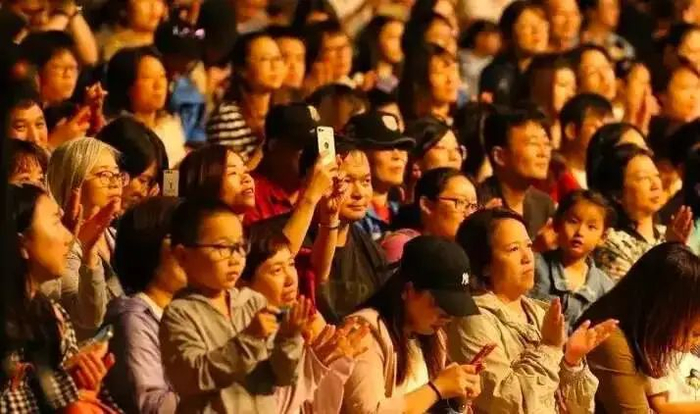 90后中产家长第一课:教会孩子赚钱的能力|90后|方烨|林楠_新浪新闻