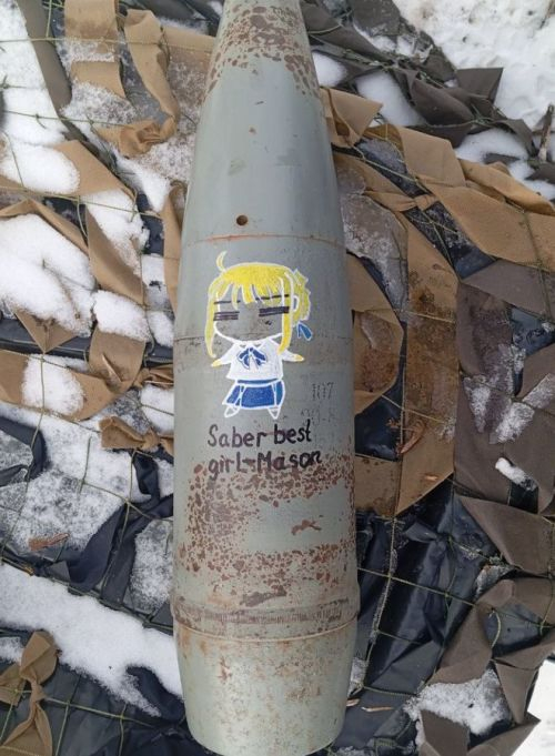 毛子的二次元炮弹因为订单太多暂时停止接单