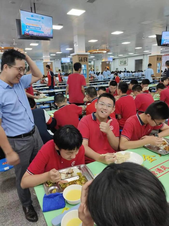 高新区连搭中学图片