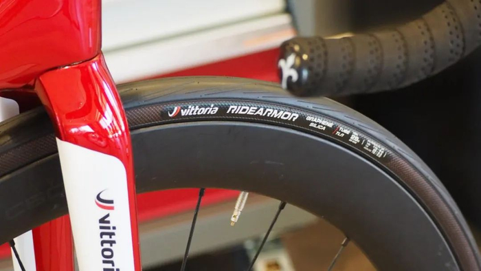顶级配方加上超强防穿刺能力 vittoria带来全新系列ridearmor|轮胎