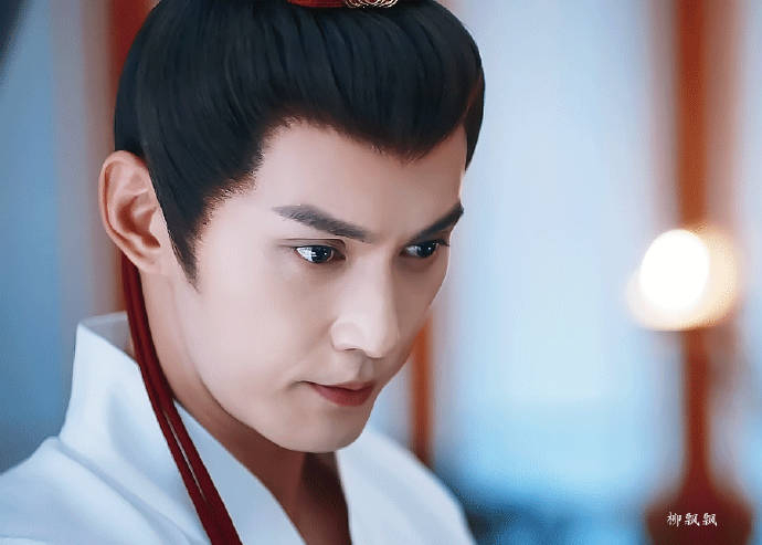 徐正溪长了一双既适合权谋又会爱人的眼睛,徐正溪眼神戏好细节我好爱!