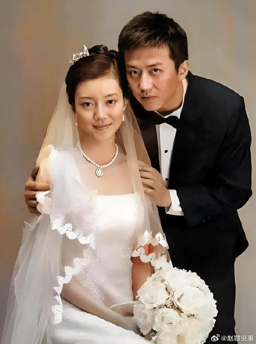 邓超与车晓这张剧照,不得不说,车晓在颜值上,气质上,气场上……|邓超