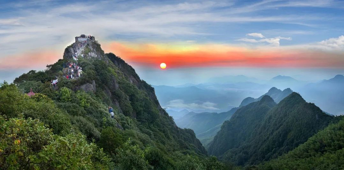 来尤溪上22春22山2205