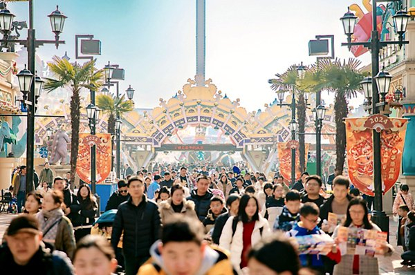 无中生有恐龙带火一座城