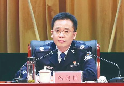 公安厅厅长履新政法委书记|公安厅|自治区|研究室_新浪新闻