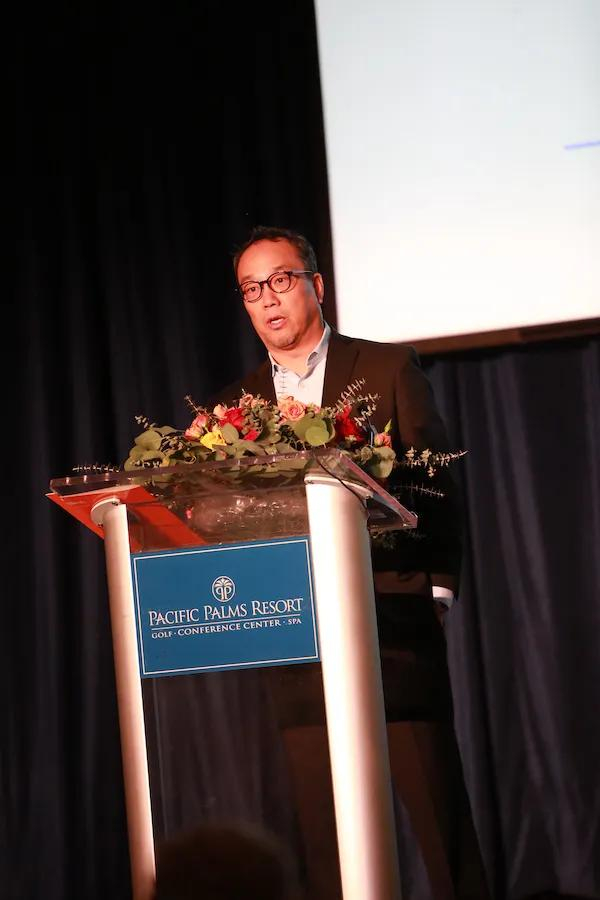 出席当天活动的嘉宾还有加州前财长江俊辉,西科维纳市长 brian