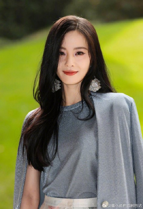 松弛优雅全方位美出圈的美诗……|刘诗诗|杨幂唐嫣_新浪新闻