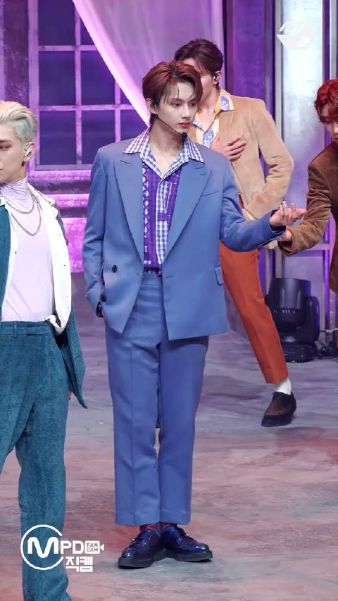 点击查看真人bjd跳舞丝滑入镜