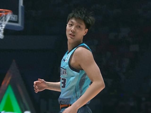 cba全明星賽,南區明星隊末節逆轉北區,票王胡明軒奪得mvp|胡明軒|mvp