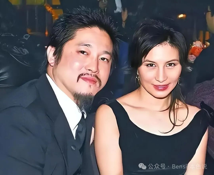 何超云庆生消防员男友全程隐身又是因为被嘲软饭男破大防