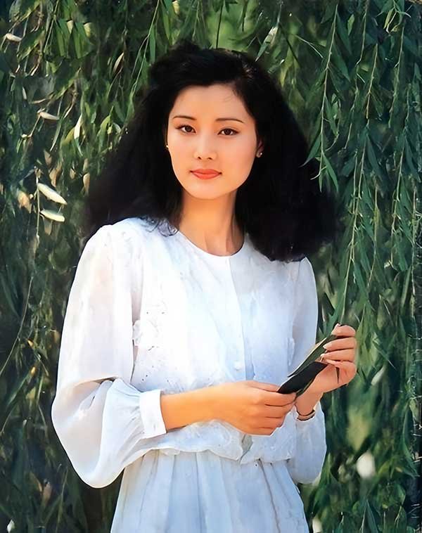 人物何赛飞演戏就像谈恋爱